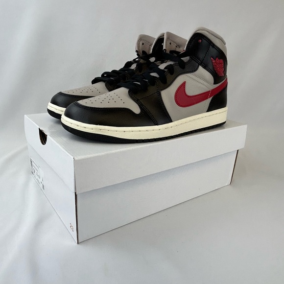 Women’s Nike Air Jordan 1 Mid Black College Grey - Size 9.5W/8M - Brand New - Picture 7 of 8